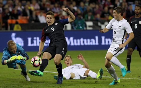 Estados Unidos no pasa del empate en amistoso contra Nueva Zelanda