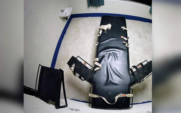 Ejecutan a un reo por asesinar a un policía durante una fuga en Alabama