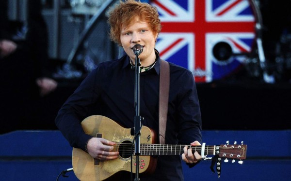 Ed Sheeran se arrepiente de llamar 'stripper' a Miley