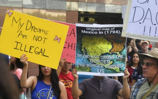 Trump pone una condición para proteger a 'dreamers'