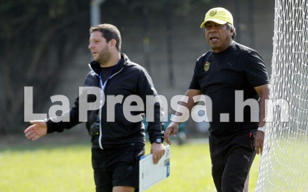 'Primitivo' Maradiaga se la jugará con dos jóvenes ante el Honduras Progreso