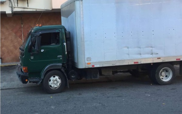 Dos heridos en frustrado asalto a carro repartidor en San Pedro Sula