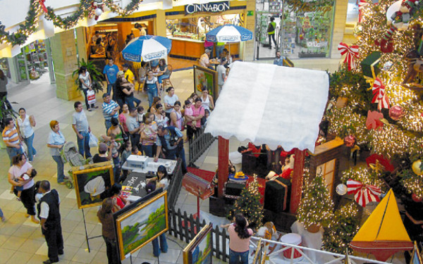 Arrecia fiebre navideña