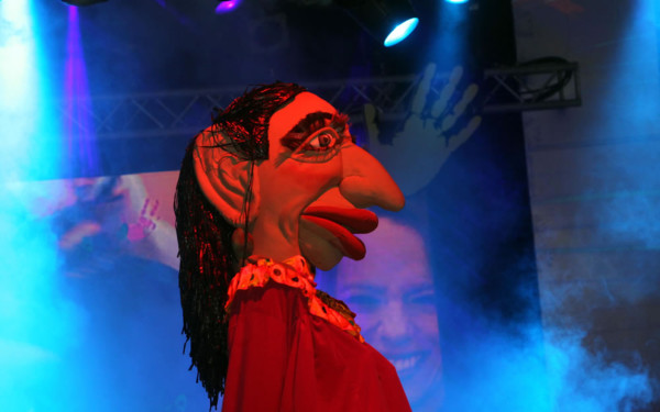 Hondureños continúan donando y dando amor a la Teletón 2013