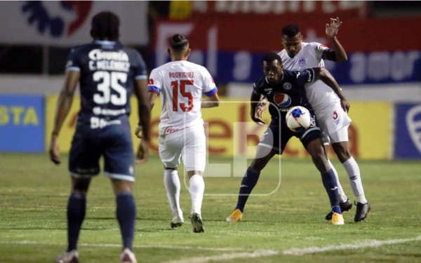 Olimpia no pudo contra un Motagua en desventaja numérica, pero se adueña del Grupo B del Torneo Clausura 2021