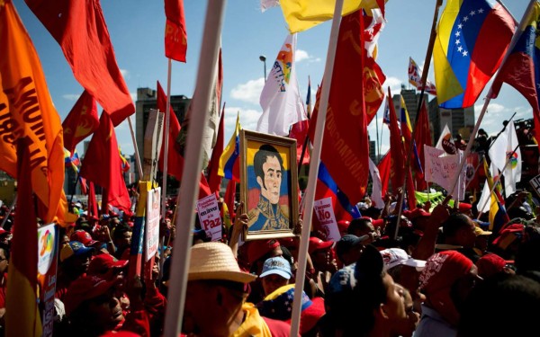 Chavistas expresan repudio a EUA con marchas en Venezuela