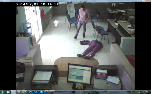 Horas después de asesinar a guardia en Honduras, criminales se repartieron el botín