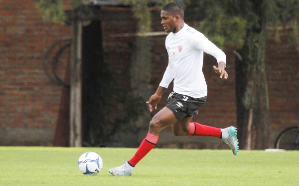 Beckeles ilusionado por jugar en la primera división de México