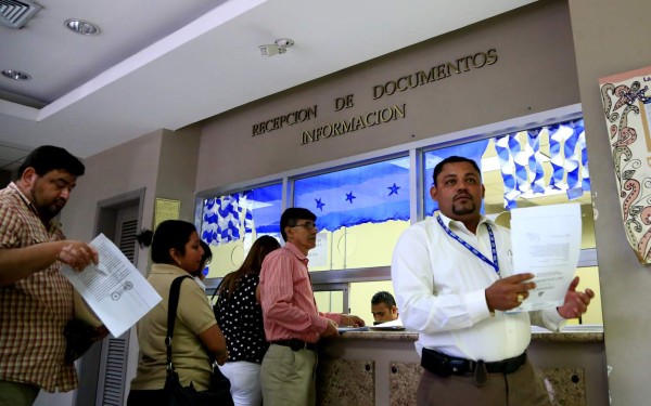 La DEI demanda a 46 empresas por evasión fiscal