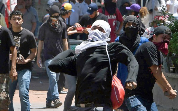 Disturbios opacan el 1 de Mayo en Tegucigalpa