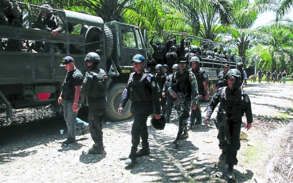 Caen campesinos del Aguán en asalto a bus