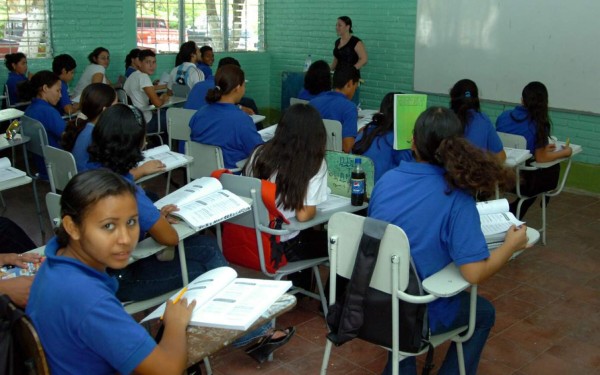 Proyectan crecimiento de 10% en el sistema de educación a distancia este año