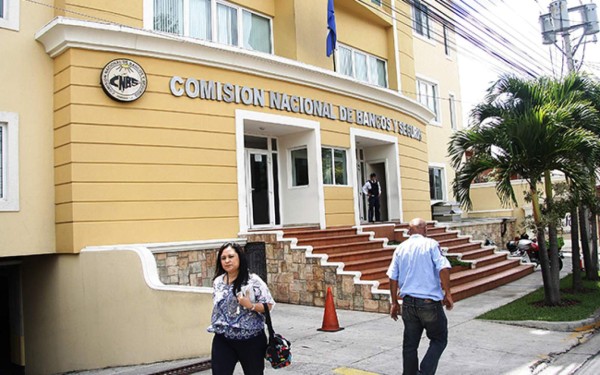 Hay que dejar que los supervisores de la banca hagan su trabajo