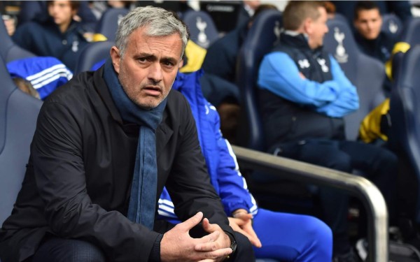 El Chelsea despide a Mourinho por bajo rendimiento