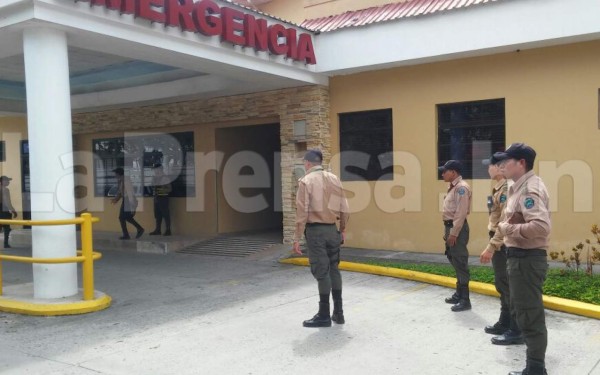 Capturan a seis hombres armados en el interior de hospital