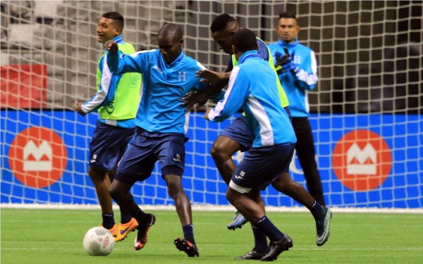 Honduras por un debut soñado contra Canadá