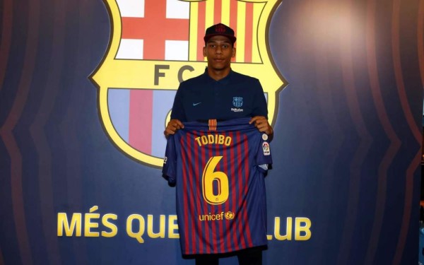 Oficial: Jean-Clair Todibo ya es jugador del Barcelona