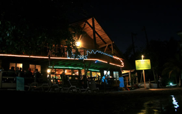 Noches de luna y fiesta