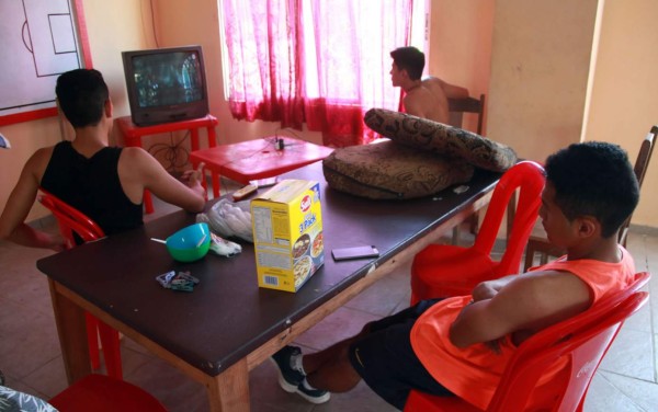 La triste historia que viven tres futbolistas mexicanos 'varados' en La Ceiba