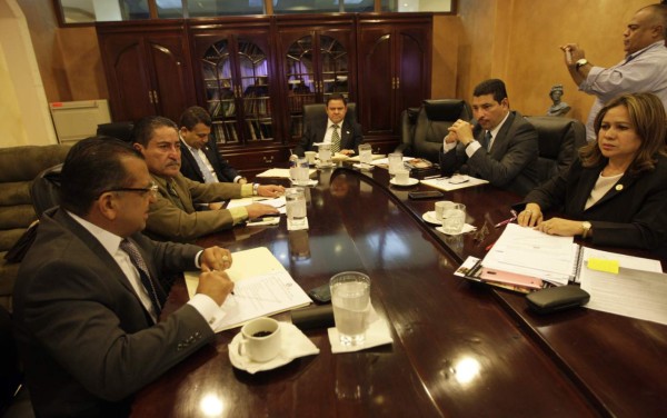 Consejo de la Judicatura cancela acuerdos de Quiroz y Aguirre