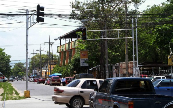 Mexicanos realizan estudios de vialidad en San Pedro sula