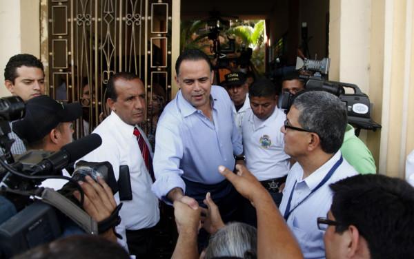 Firman convenio para abastecer hospitales públicos de Honduras