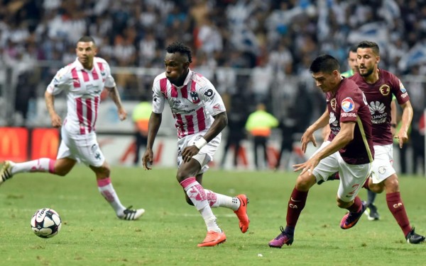 Monterrey empata ante América con Alberth Elis entrando de cambio