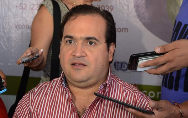 Buscan a exgobernador de Veracruz por corrupción