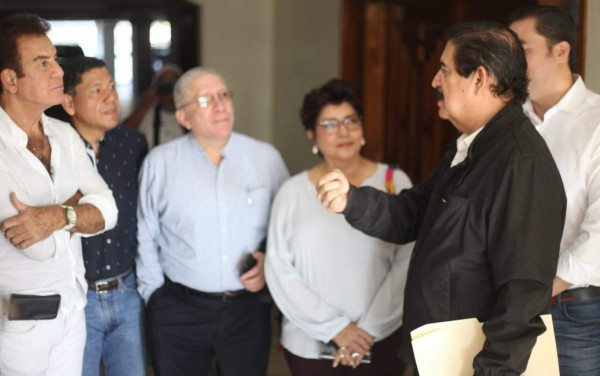 Manuel Zelaya, Salvador Nasralla y Luis Zelaya acuerdan crear una coalición
