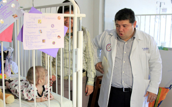 Honduras: Padres abandonan a bebé con anemia