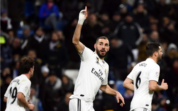 Real Madrid golea al Alavés y avisa al Barcelona previo al clásico copero