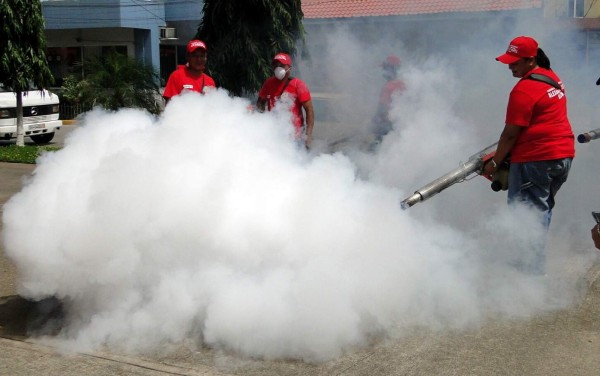 Hondureños se protegen del dengue y la chikungunya