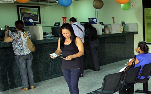 Crecen los ahorros y bajan los créditos en cooperativas