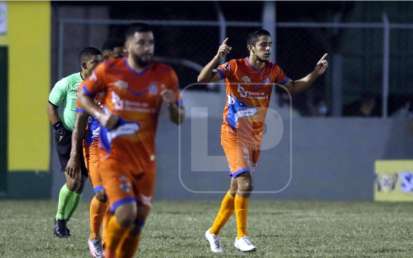 Juan Ramón Mejía celebrando su primer gol del Torneo Clausura 2021. Foto Neptalí Romero