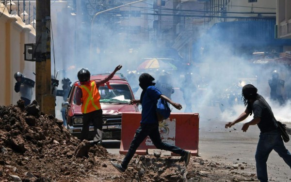Detienen a cinco por disturbios en marcha del Día del Trabajador en Honduras