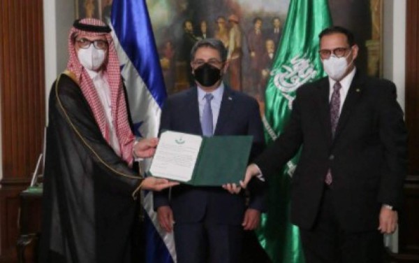 Austria, Arabia Saudita, Indonesia y Serbia acreditan embajadores en Honduras