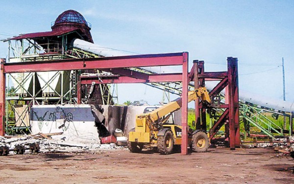 En silencio subastan activos de Corfino