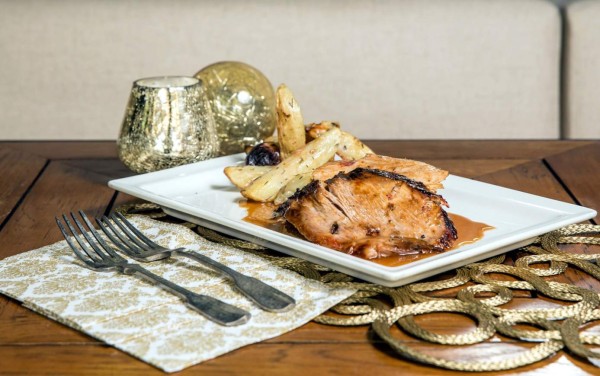 Pierna de cerdo horneada, delicia de Navidad