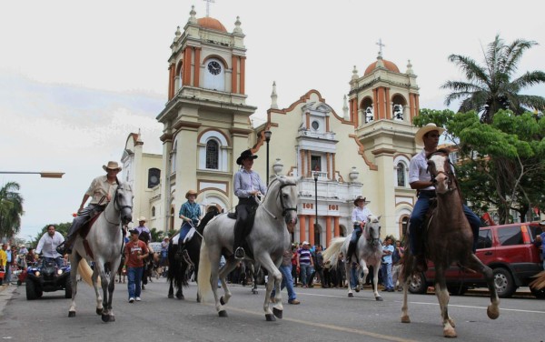 El 31 de mayo se inaugurará la Feria Juniana en el estadio Morazán