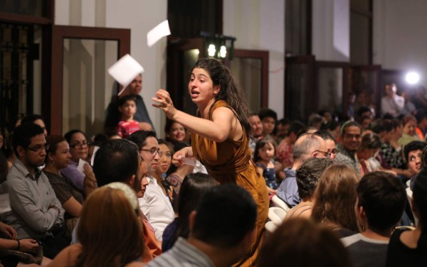 'Casandra, caída de Troya, etc.” ha sorprendido