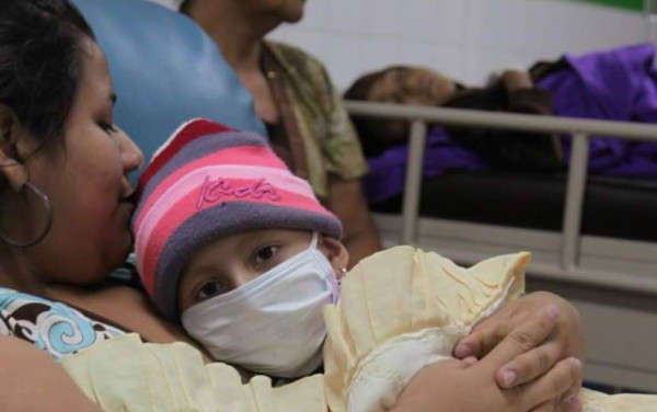 Especialistas reclaman atención al cáncer a pesar de la covid-19