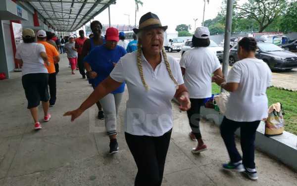 Entreno de Honduras afectó a miembros de la tercera edad en Panamá