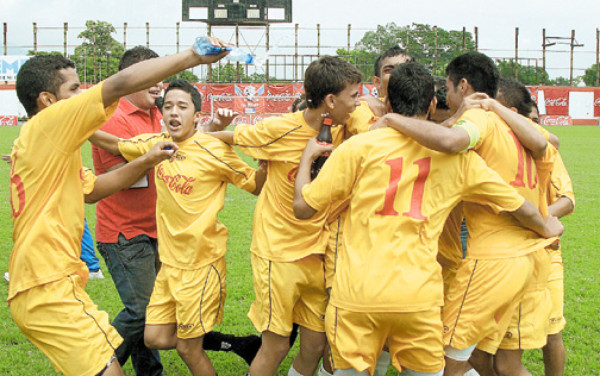 ITC, tricampeón de la Copa Coca-Cola