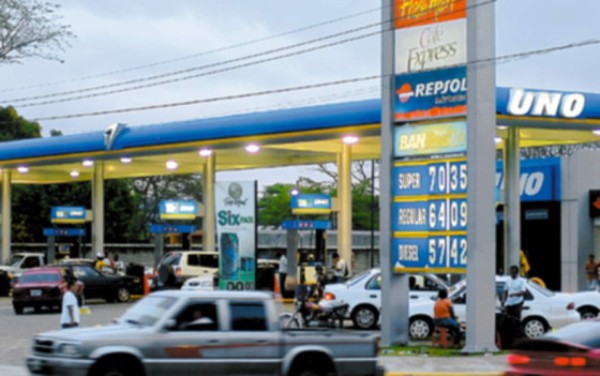 Escasez de diésel y súper en SPS