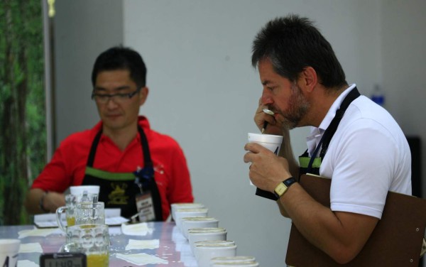 Una mujer produce el mejor café de Honduras