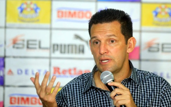 Javier Delgado: 'Me voy a preocupar cuando mis jugadores pidan otro entrenador'