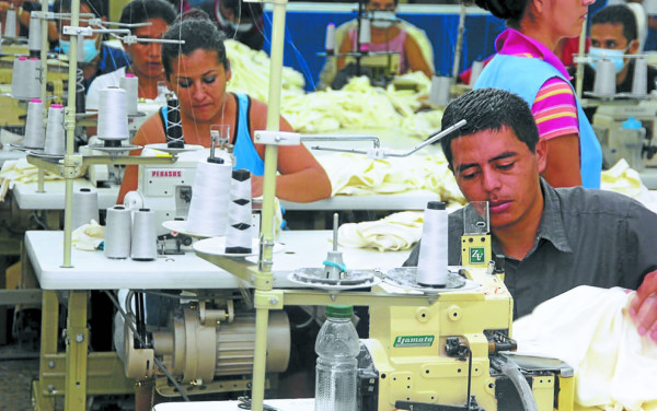 Honduras: Pactan aumento del 7.5% al salario mínimo para 2014