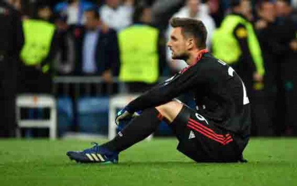 Portero del Bayern Múnich da la cara y pide perdón tras su bloooper frente al Real Madrid