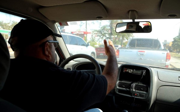 El calor y el alto tráfico estresan a conductores