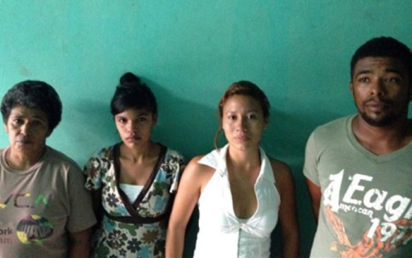 Capturan banda de narcotraficantes en Roatán